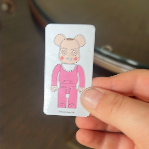 Pink Bearbrick Figure - Picture 5 of 8